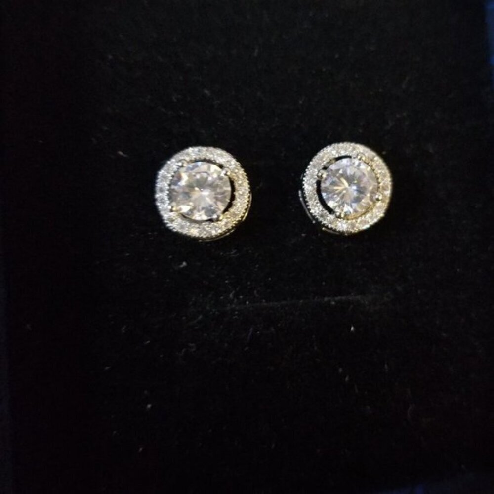 18k Gold Plated Swarovski halo stud Classic Women's earrings